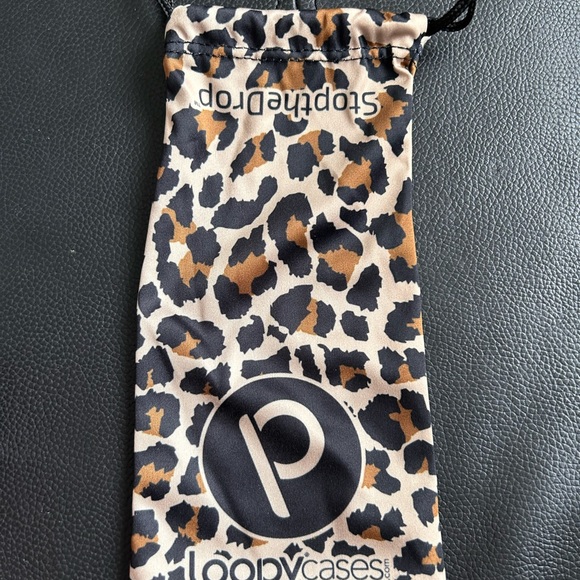 iPhone 12/12 pro Leopard LEFTY loop case *NO LOOP* - Picture 2 of 6